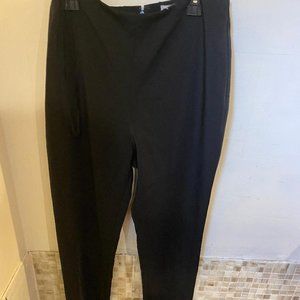Black dress pants (New Sz 4)